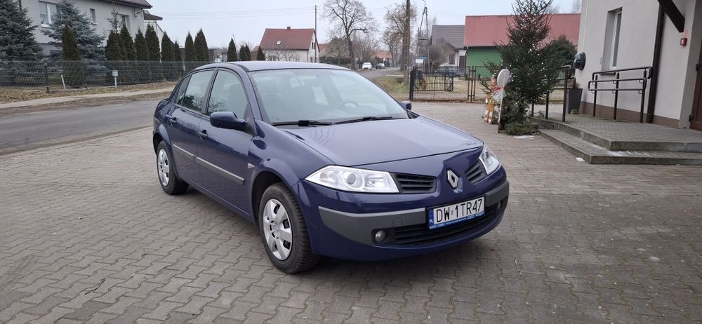 Ładna zadbana Megane z silnikiem 1.6 o mocy 112KM,  stan bdb.