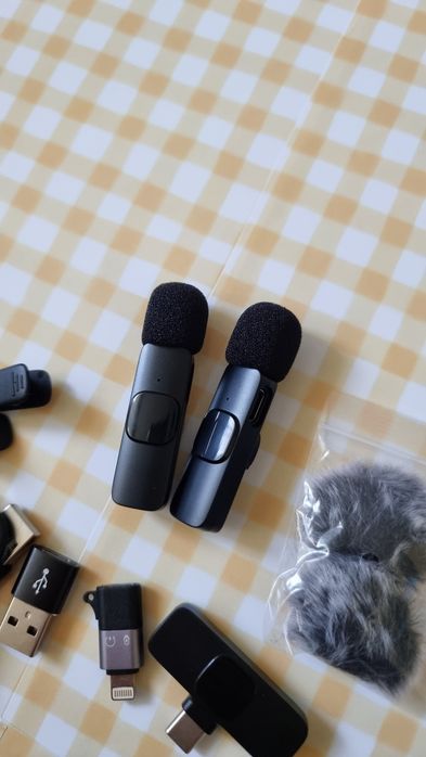 Bezprzewodowy mikrofon krawatowy do iPhone i Android - zestaw 2 mikrofonów