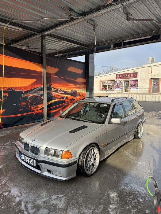 BMW E36 320i Touring Turbo