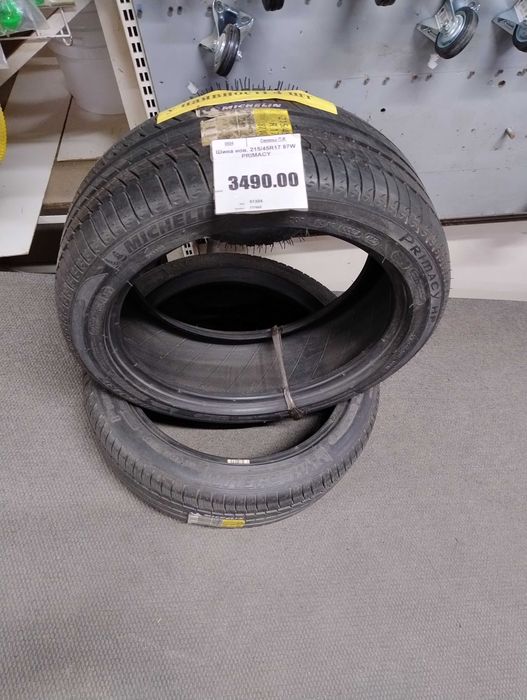 шини автомобільні 215/45 R17 та 235/65 R17