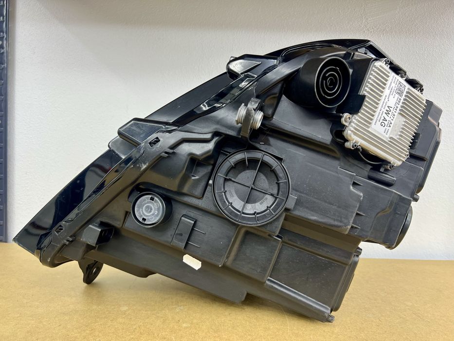 Lampa lewy przód Vw T6 Lift Full LED MATRIX. Kompletna, EU, Cała.