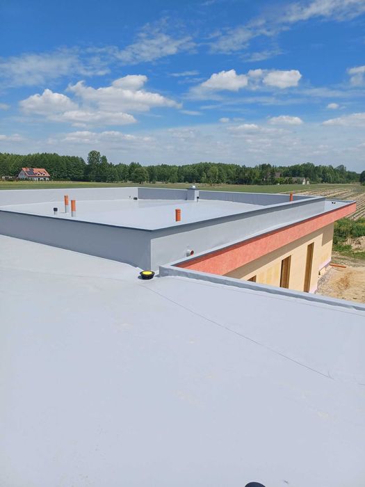 dachy płaskie membrana PVC  stropodach taras balkon  dach zielony