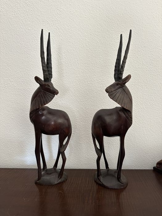 Conjunto animais de madeira