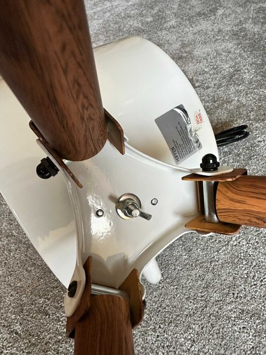 Ventoinha de Pé HOFFEN