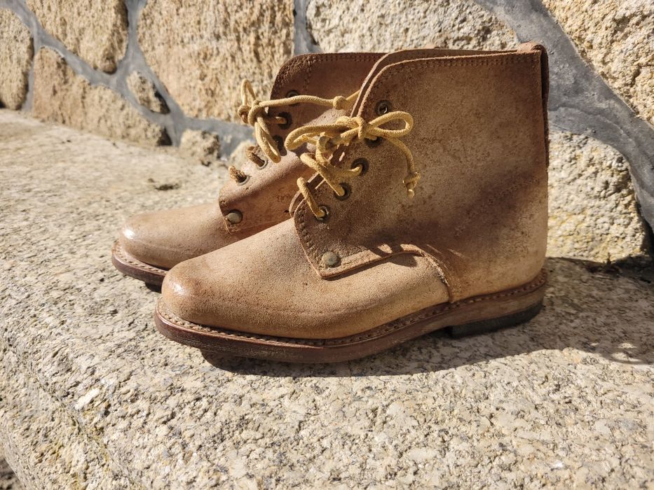 Botas alentejanas, em pele.
