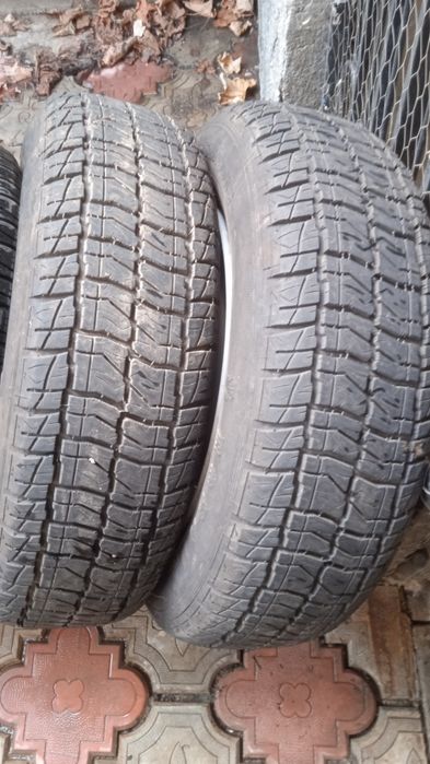 Продам резину на ваз 175/70R13