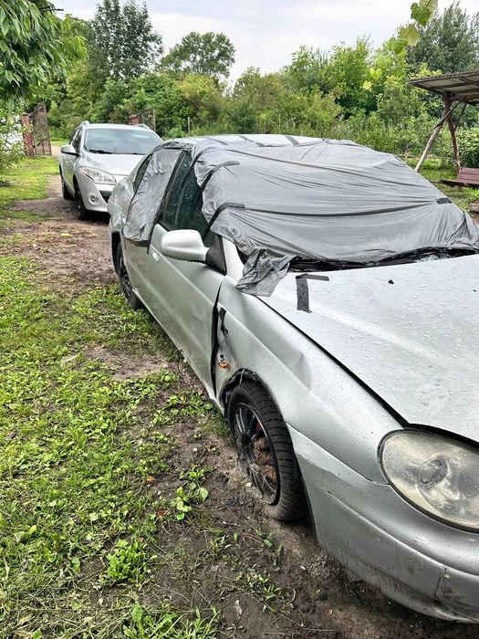 Daewoo Leganza 1998