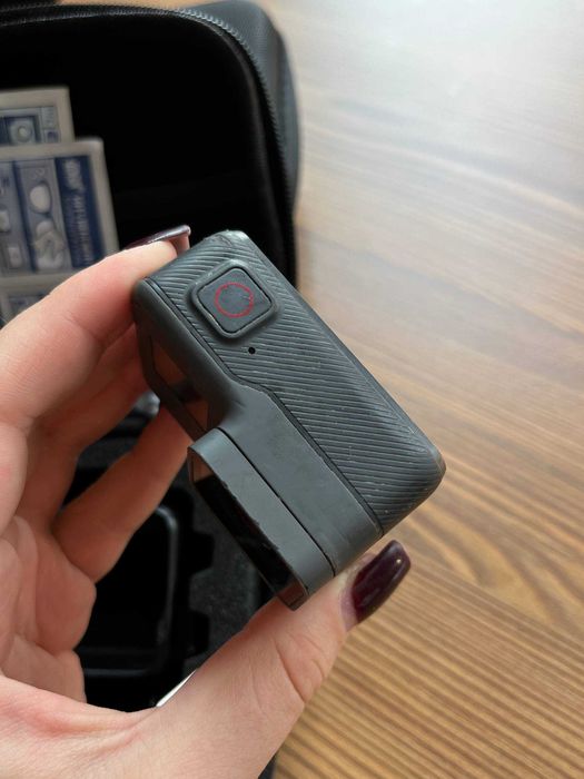 Екшн-камера GoPro Hero 5 з флешкою