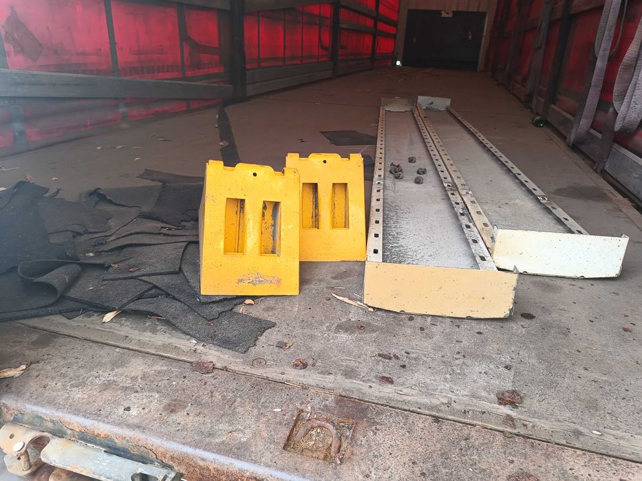 Причіп штора krone (обмін) на легковий автомобіль, бус