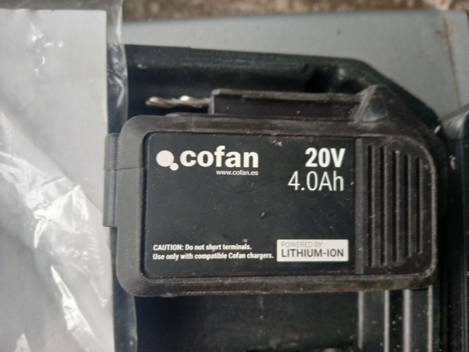 máquina de furar de bateria nova