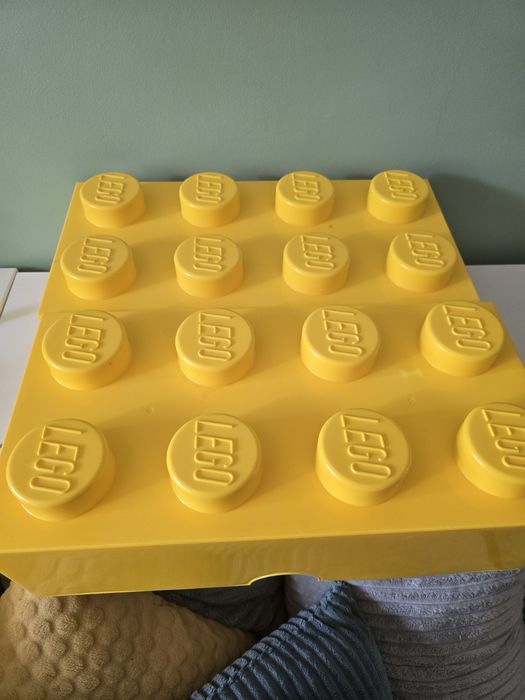 2 pojemniki żółte lego klocek 50x25