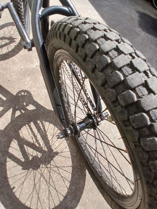 Продам трюковий велосипд БМХ