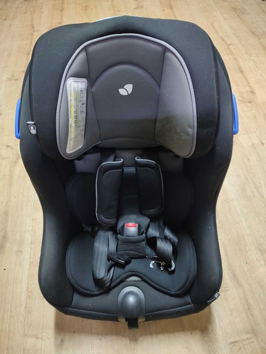 Fotelik samochodowy dziecięcy