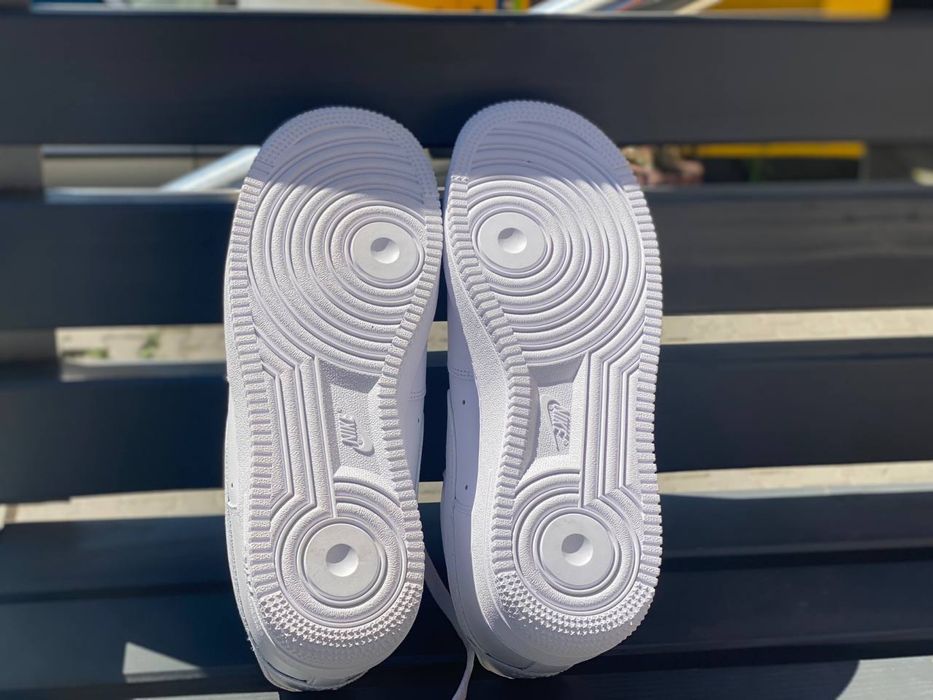 Оригінальні кросівки Nike Air Force 1 Low 07 White CW2288‑111 нові