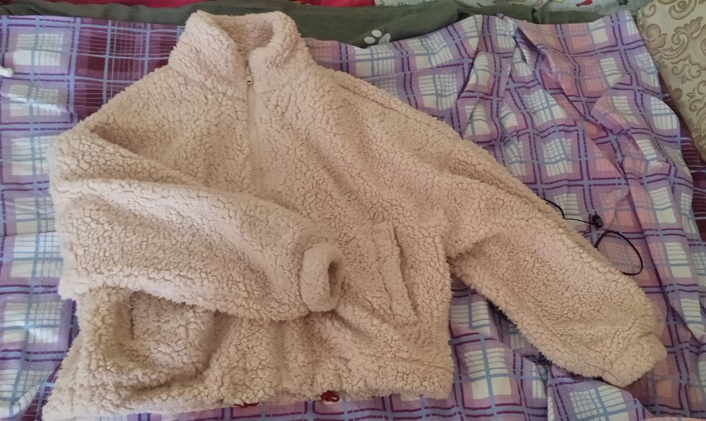 Куртка Тедді плюшевая URBAN OUTFITTERS