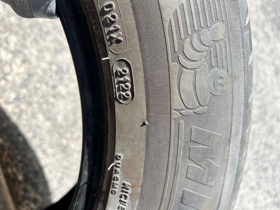 215/65/17 Michelin 2 pneus