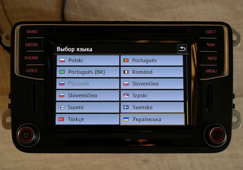 VW Discover Media MIB2 PQ Golf Passat Jetta Tiguan CarPlay Android