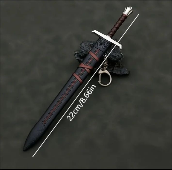 Меч сувенір довжиною 22 см.