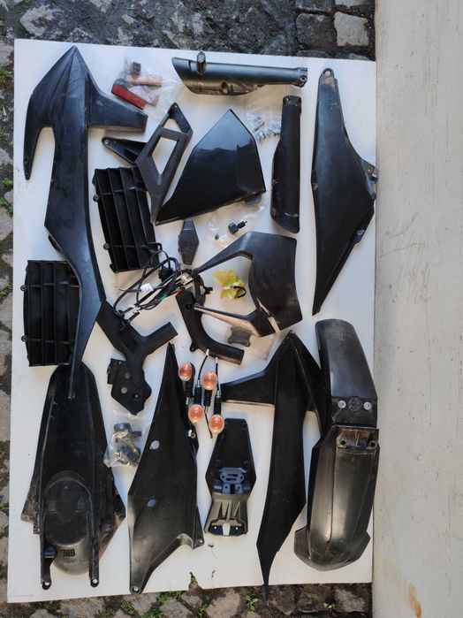 Plásticos originais KTM 2020 + guiador original 6 DAYS + balão escape