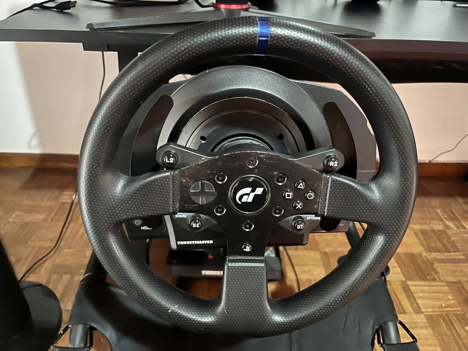 Volante Thrusmaster T300rs GT