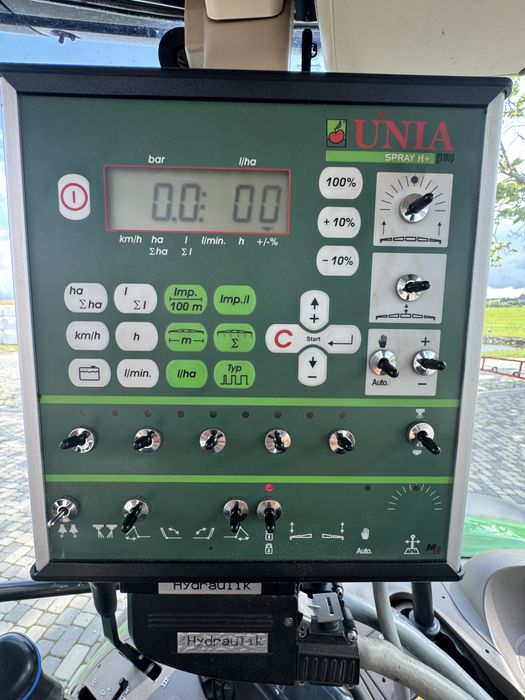 Opryskiwacz Pilmet 1618 bogata wersja. Belka 18m