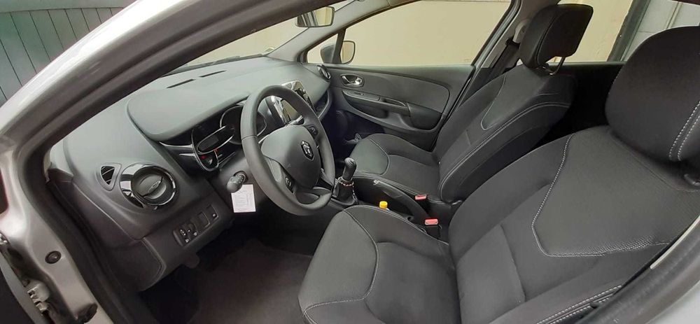 Renault Clio Break — fotografia 5