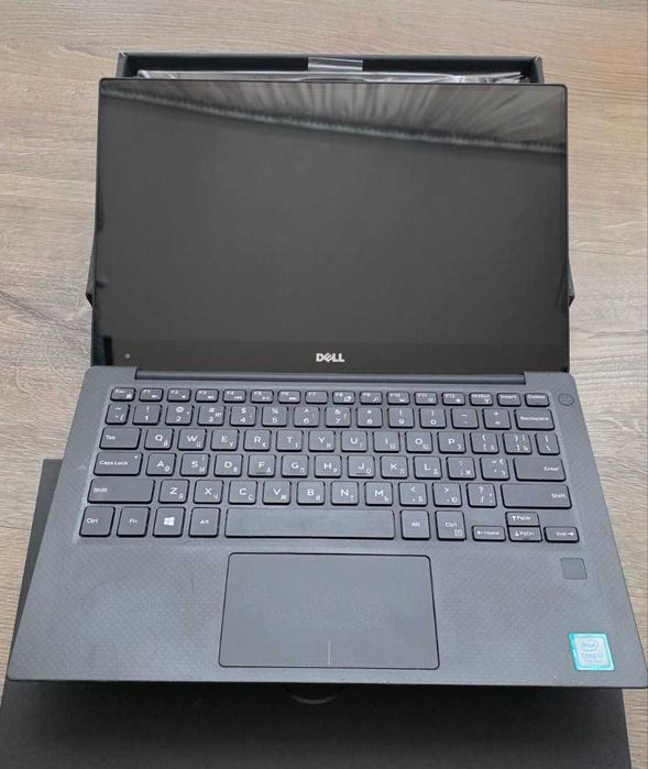 Dell XPS13  Dell Xps 13 9360