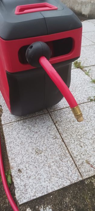 Enrolador de mangueira de compressor