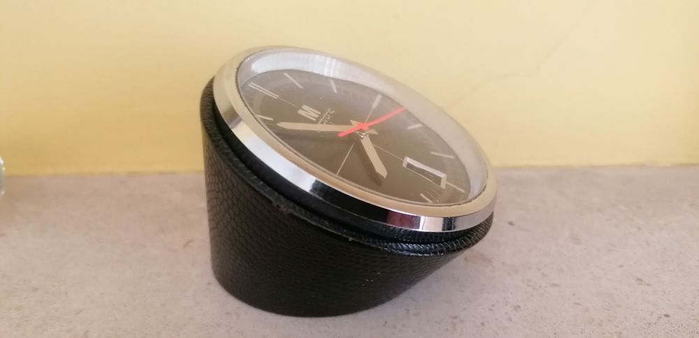 Relógio antigo rally mesa ou tablier swiss