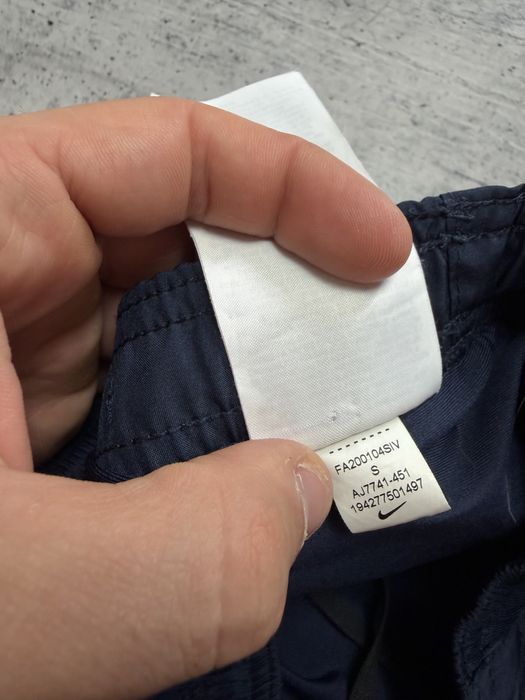 Чоловічі шорти Nike Run CHLG Shorts