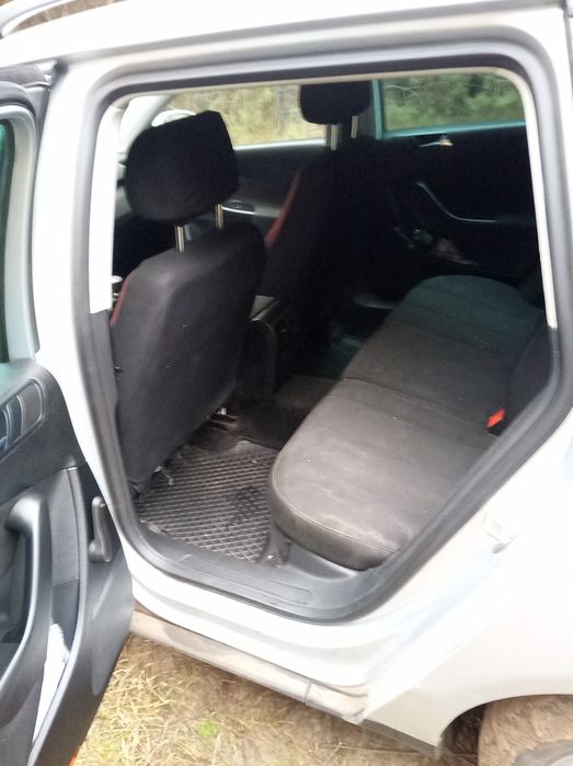 Продам VOLKSWAGEN б6 с переоформлением