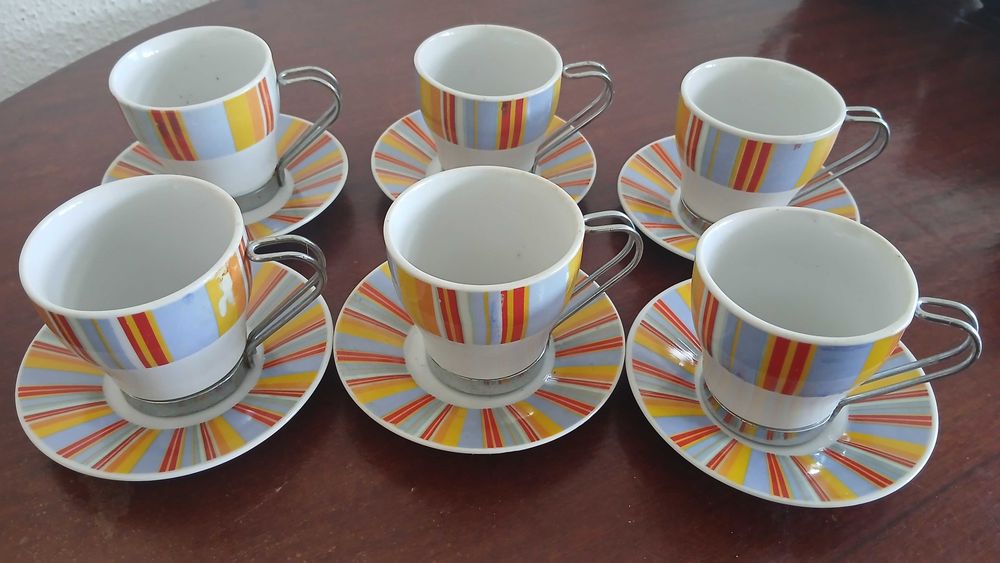 Conjunto de chávenas de café/ serviço completo vintage