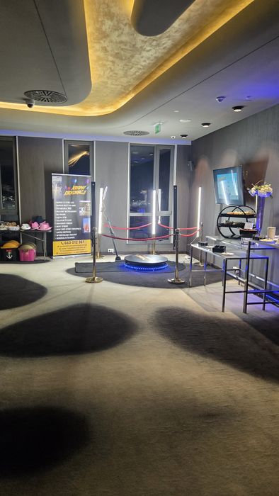 Fotobudka360,Ciężki dym, biały miś,miny dymne,prezent,iskry,Ciężki dym