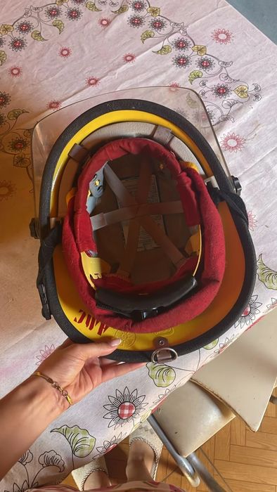 Capacete Bullard Firedome estilo Americano