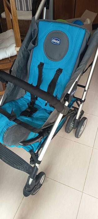 Carrinho de bebé da Chicco