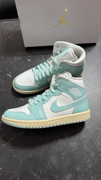 Nowe Nike Air Jordan 1 Mid „Light Dew” rozmiar 38 wkładka 24 cm