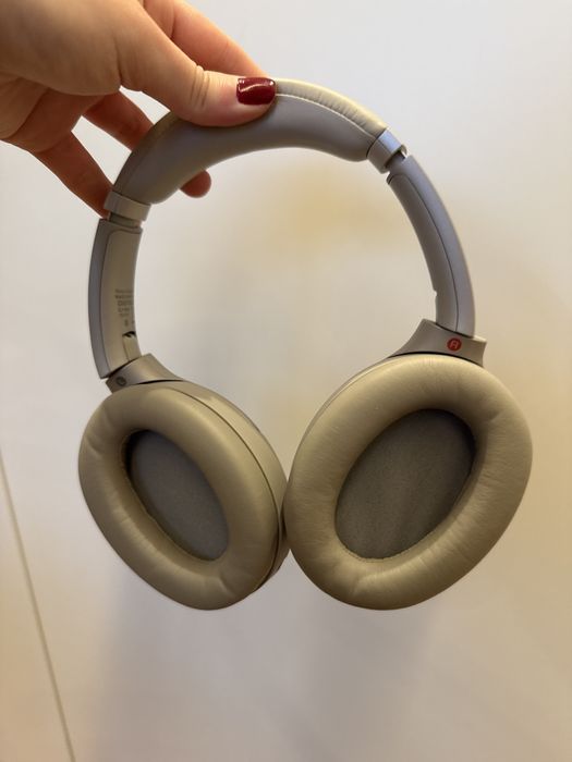 Sony headphones WH 1000X M3