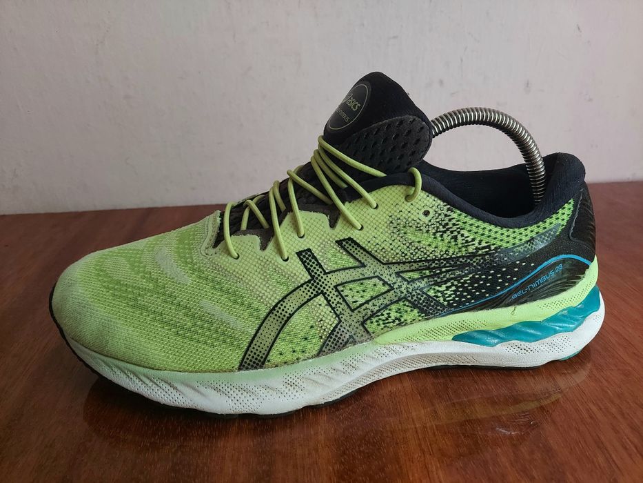 Кроссовки бігові фірми Asics gel nimbus 23 оригінал 

Розмір по бірці: