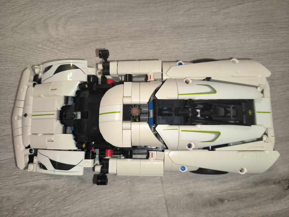 Lego technic 42184 samochód