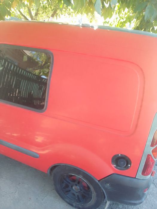 Авто рено кенго1,9