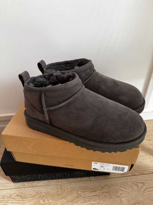UGG Classic Ultra mini R.36