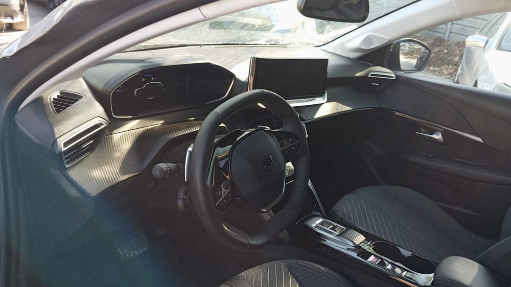 Peugeot 208 1.2 Híbrido 2025 Automática