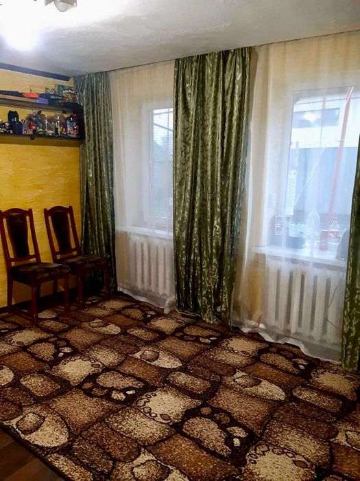 Продаж будинку Шкільний (ділянка 6,5 соток примикає до Валів)