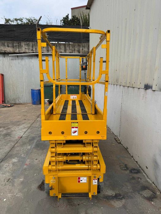 Plataforma Elevatoria Tesoura Elétrica Haulotte Compact 10N 10 Metros