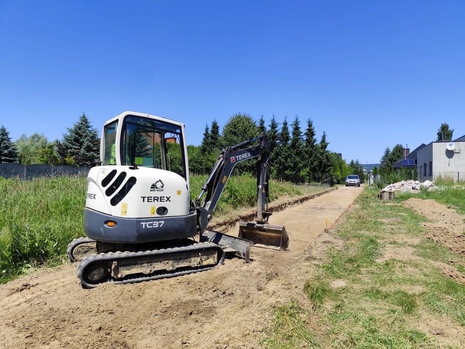 Wynajem koparki Krosno (TEREX 4T)