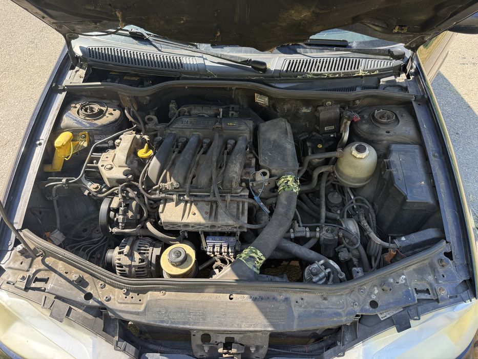 Renault Megane 2000 r. 1.4 16V benzyna + gaz