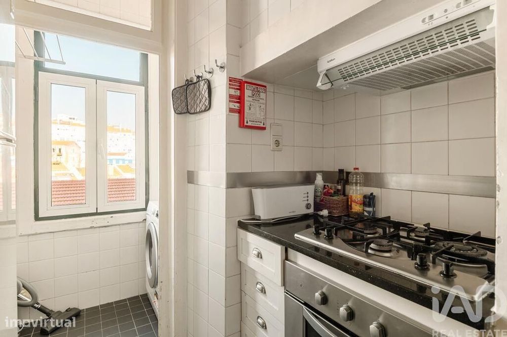 Apartamento T2 em Alcântara de 59 m2