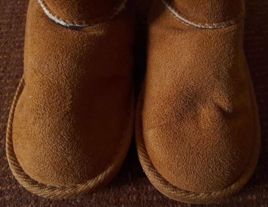 Botas com Pêlo (Novo): Tam 32