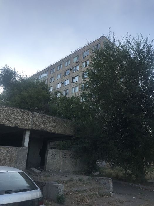 Продажа помещения примыкает к общежитию