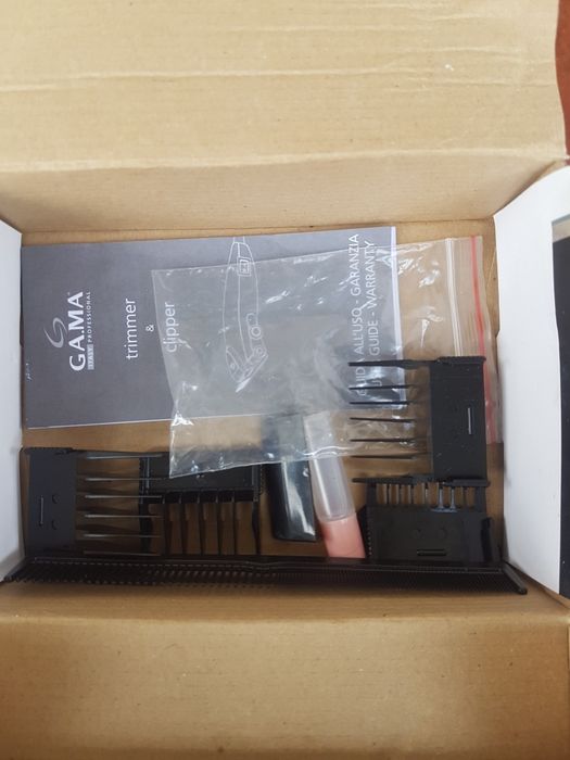 Профессийная машинка для стрижки  GAMA